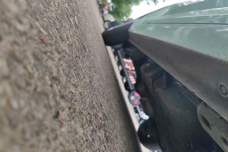 Used Wuling Hongguang MINIEV 2022 Macaron Premium Model – Lithium Iron Phosphate Right Side Sill