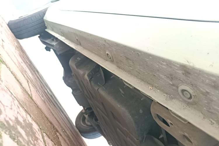 Used Wuling Hongguang MINIEV 2022 Macaron Premium Model – Lithium Iron Phosphate Right Side Sill