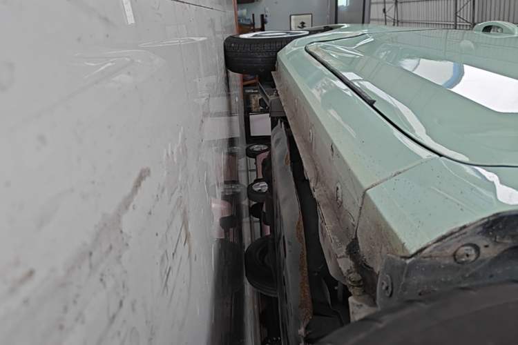 Used Wuling Hongguang MINIEV 2022 Macaron Premium Model – Lithium Iron Phosphate Right Side Sill