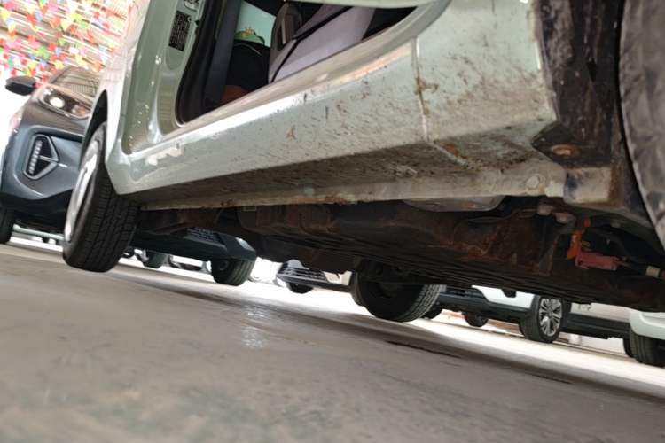 Used Wuling Hongguang MINIEV 2022 Macaron Premium Model – Lithium Iron Phosphate Right Side Sill