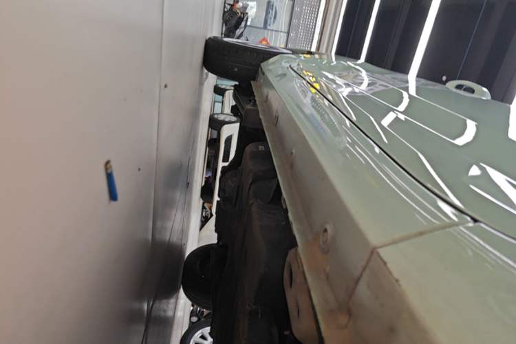 Used Wuling Hongguang MINIEV 2022 Macaron Premium Model – Lithium Iron Phosphate Right Side Sill