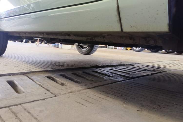 Used Wuling Hongguang MINIEV 2022 Macaron Premium Model – Lithium Iron Phosphate Right Side Sill