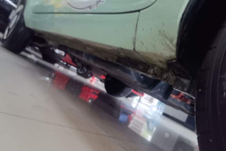 Used Wuling Hongguang MINIEV 2022 Macaron Premium Model – Lithium Iron Phosphate Right Side Sill
