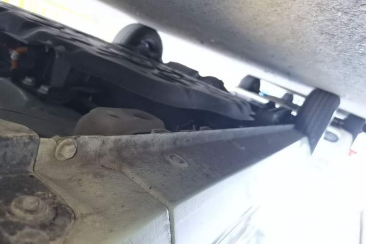 Used Wuling Hongguang MINIEV 2022 Macaron Premium Model – Lithium Iron Phosphate Right Side Sill