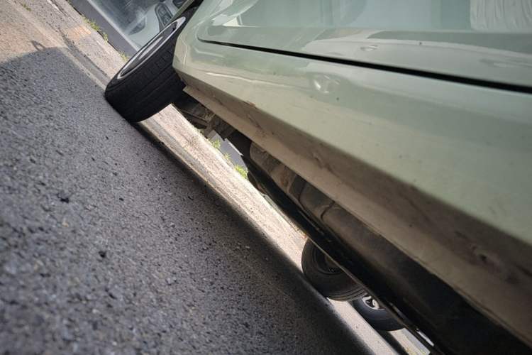 Used Wuling Hongguang MINIEV 2022 Macaron Premium Model – Lithium Iron Phosphate Right Side Sill