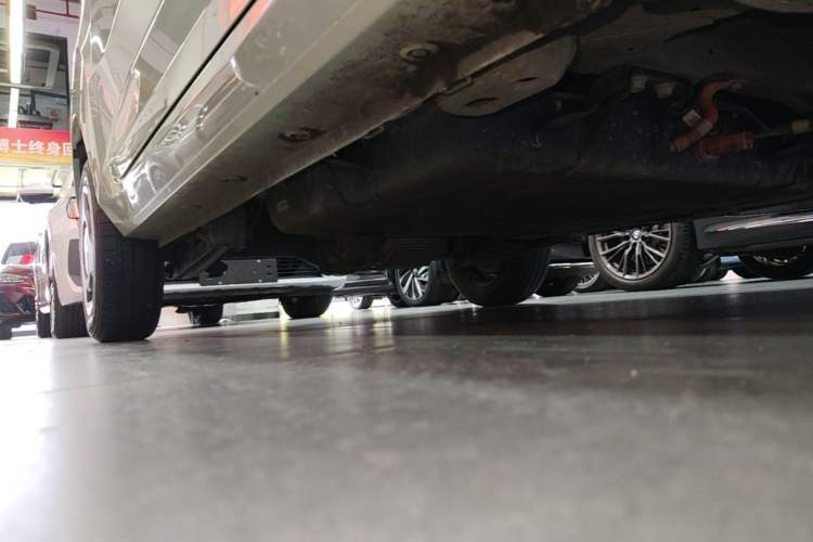 Used Wuling Hongguang MINIEV 2022 Macaron Premium Model – Lithium Iron Phosphate Right Side Sill