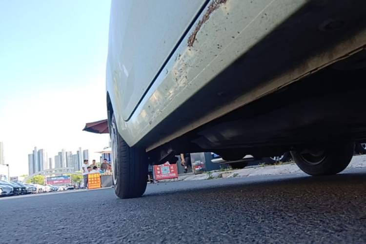 Used Wuling Hongguang MINIEV 2022 Macaron Premium Model – Lithium Iron Phosphate Right Side Sill