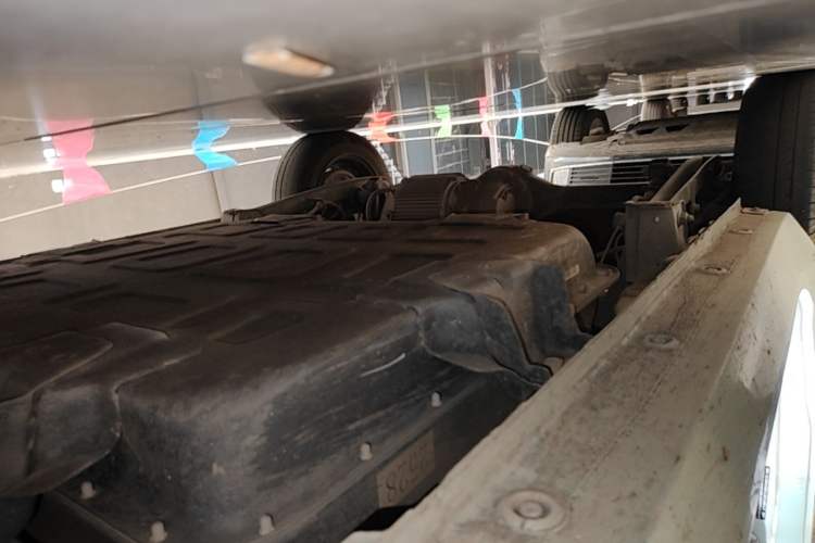 Used Wuling Hongguang MINIEV 2022 Macaron Premium Model – Lithium Iron Phosphate Right Side Sill