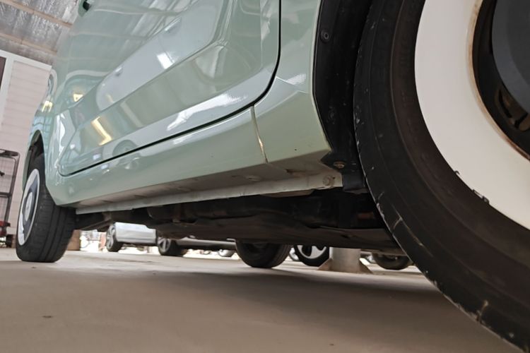 Used Wuling Hongguang MINIEV 2022 Macaron Premium Model – Lithium Iron Phosphate Right Side Sill