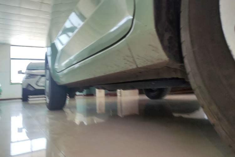 Used Wuling Hongguang MINIEV 2022 Macaron Premium Model – Lithium Iron Phosphate Right Side Sill
