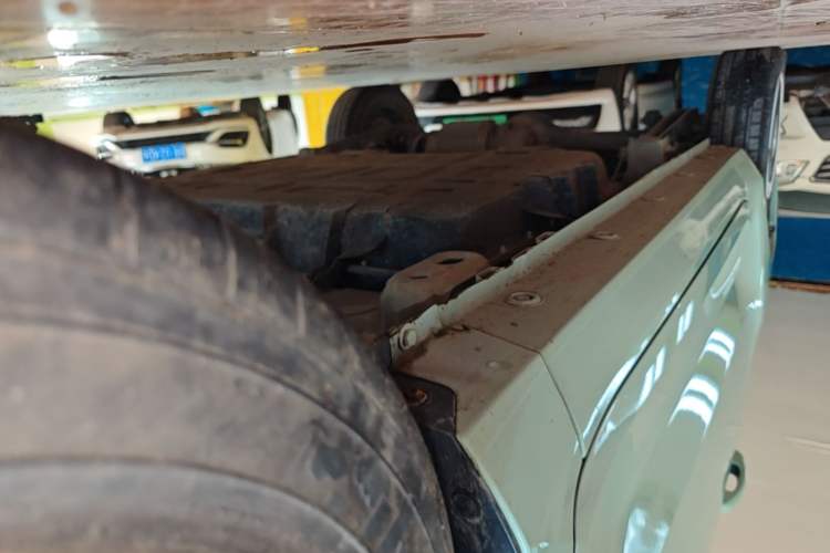 Used Wuling Hongguang MINIEV 2022 Macaron Premium Model – Lithium Iron Phosphate Right Side Sill