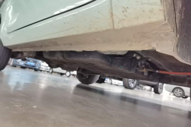 Used Wuling Hongguang MINIEV 2022 Macaron Premium Model – Lithium Iron Phosphate Right Side Sill