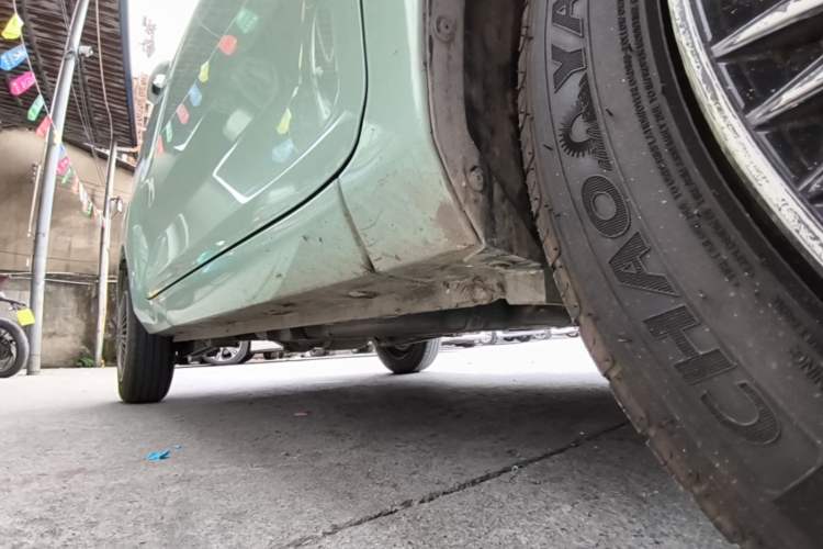 Used Wuling Hongguang MINIEV 2022 Macaron Premium Model – Lithium Ternary Battery Right Side Sill