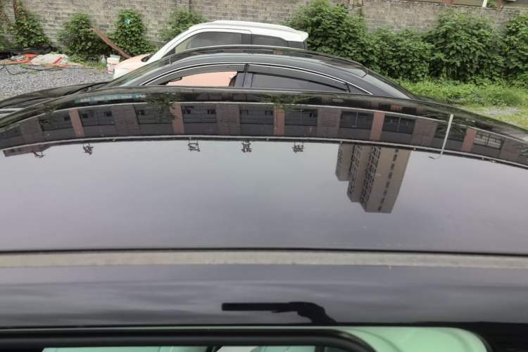 Used Wuling Hongguang MINIEV 2022 Macaron Premium Model – Lithium Iron Phosphate Roof