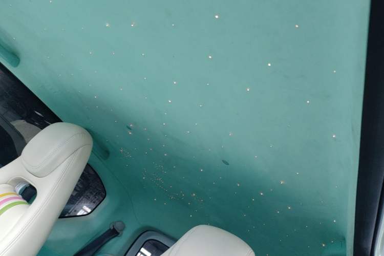 Used Wuling Hongguang MINIEV 2022 Macaron Premium Model – Lithium Iron Phosphate Roof