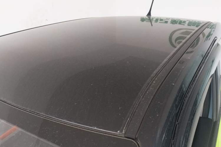 Used Wuling Hongguang MINIEV 2022 Macaron Fashion Model Lithium Iron Phosphate Roof