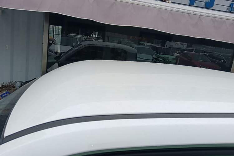 Used Wuling Hongguang MINIEV 2022 Macaron Premium Model – Lithium Iron Phosphate Roof
