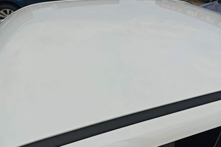 Used Wuling Hongguang MINIEV 2022 Macaron Fashion Model Lithium Iron Phosphate Roof