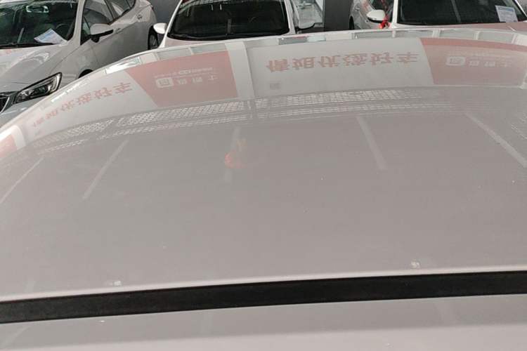 Used Wuling Hongguang MINIEV 2022 Macaron Fashion Model Lithium Iron Phosphate Roof