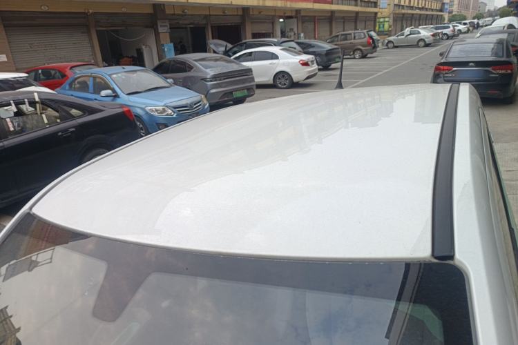 Used Wuling Hongguang MINIEV 2022 Macaron Premium Model – Lithium Iron Phosphate Roof