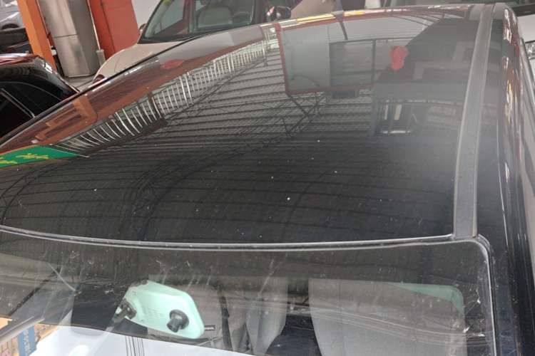 Used Wuling Hongguang MINIEV 2022 Macaron Premium Model – Lithium Iron Phosphate Roof