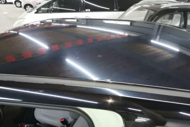 Used Wuling Hongguang MINIEV 2022 Macaron Fashion Model Lithium Iron Phosphate Roof