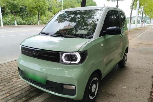 Used Wuling Hongguang MINIEV 2022 Macaron Premium Model – Lithium Iron Phosphate