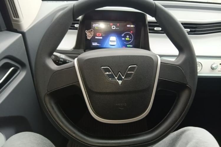 Used Wuling Hongguang MINIEV 2022 Macaron Premium Model – Lithium Iron Phosphate Steering Wheel