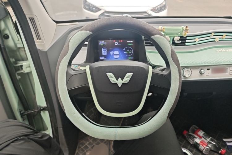 Used Wuling Hongguang MINIEV 2022 Macaron Premium Model – Lithium Ternary Battery Steering Wheel