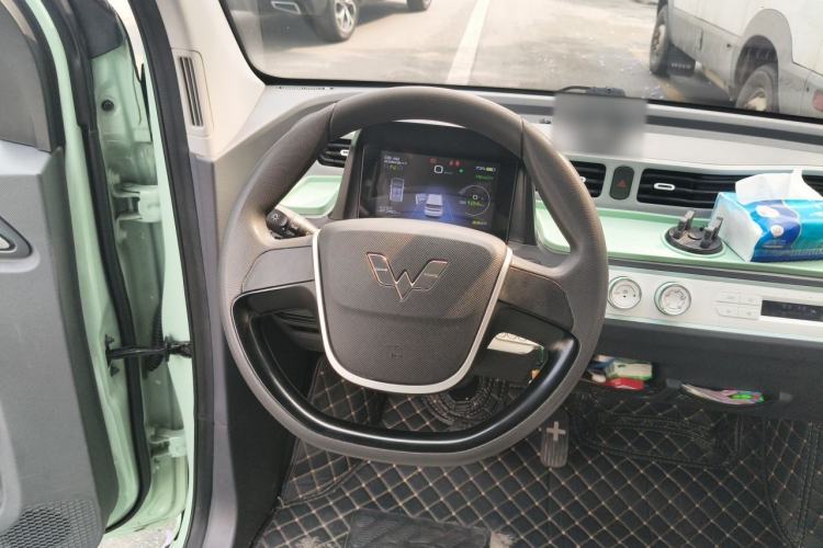 Used Wuling Hongguang MINIEV 2022 Macaron Premium Model – Lithium Iron Phosphate Steering Wheel