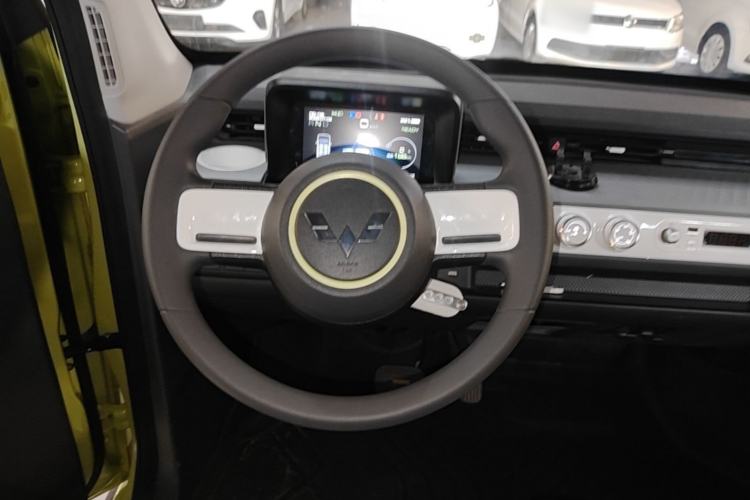 Used Wuling Hongguang MINIEV 2022 GAMEBOY 200km Gaming Edition with Lithium Iron Phosphate Steering Wheel