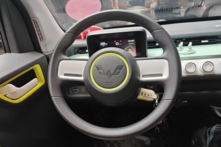 Used Wuling Hongguang MINIEV 2022 GAMEBOY 200km Gaming Edition with Lithium Iron Phosphate Steering Wheel