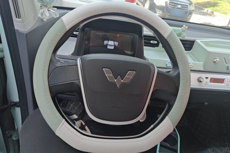 Used Wuling Hongguang MINIEV 2022 Enjoy Edition Lithium-Ion Battery Steering Wheel