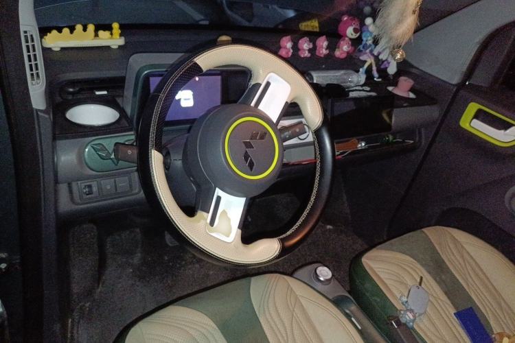 Used Wuling Hongguang MINIEV 2022 GAMEBOY 200km Play Edition with Lithium Iron Phosphate Steering Wheel