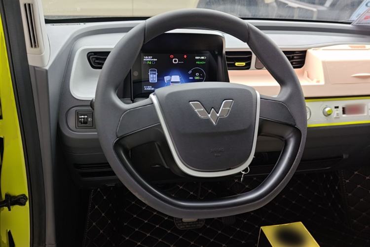 Used Wuling Hongguang MINIEV 2022 Macaron-Color Edition Lithium Iron Phosphate Steering Wheel