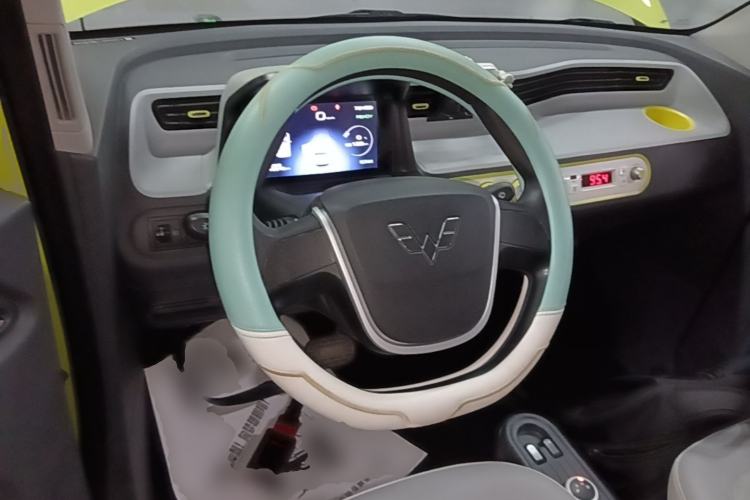 Used Wuling Hongguang MINIEV 2022 Macaron-Color Edition Lithium Iron Phosphate Steering Wheel
