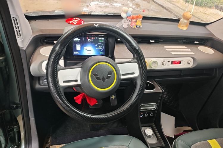 Used Wuling Hongguang MINIEV 2022 GAMEBOY 200km Gaming Edition with Lithium Iron Phosphate Steering Wheel