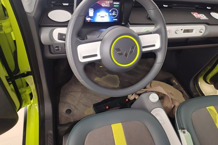 Used Wuling Hongguang MINIEV 2022 GAMEBOY 200km Gaming Edition with Lithium Iron Phosphate Steering Wheel