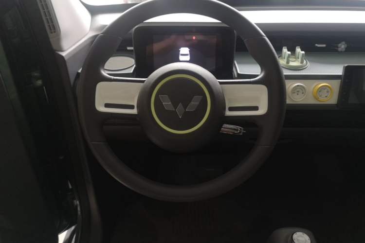 Used Wuling Hongguang MINIEV 2022 GAMEBOY 300km Play Edition Lithium Iron Phosphate Steering Wheel