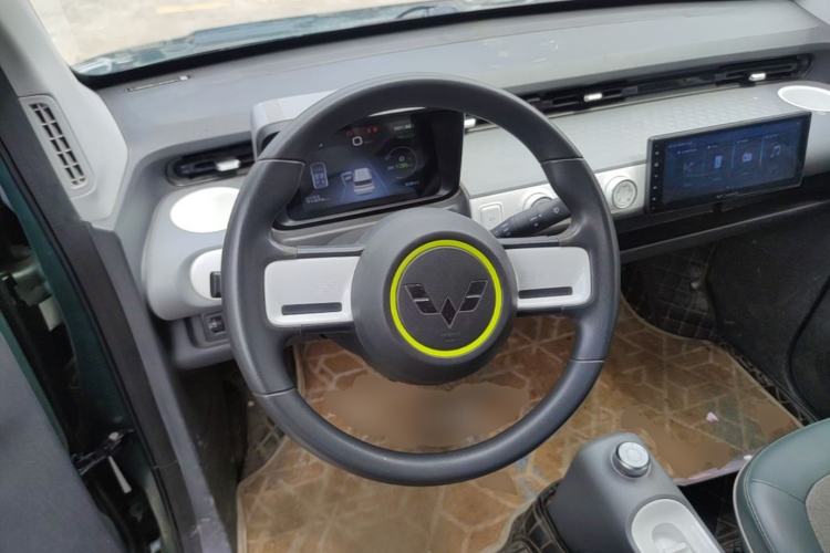 Used Wuling Hongguang MINIEV 2022 GAMEBOY 200km Gaming Edition with Lithium Iron Phosphate Steering Wheel