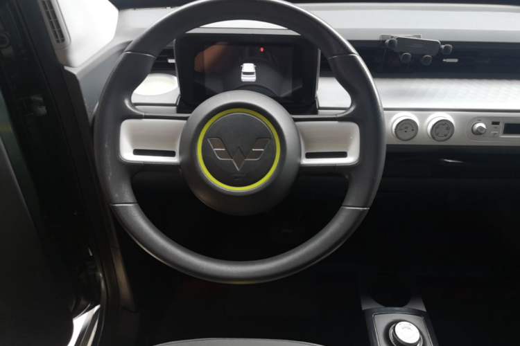 Used Wuling Hongguang MINIEV 2022 GAMEBOY 200km Play Edition with Lithium Iron Phosphate Steering Wheel