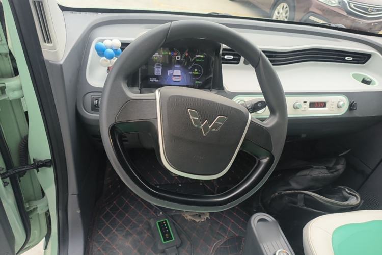 Used Wuling Hongguang MINIEV 2022 Macaron Premium Model – Lithium Iron Phosphate Steering Wheel
