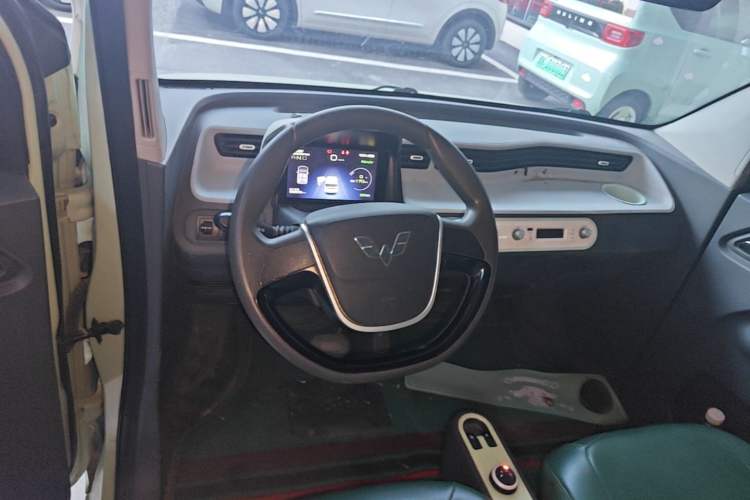 Used Wuling Hongguang MINIEV 2022 Enjoy Edition Lithium Iron Phosphate Steering Wheel