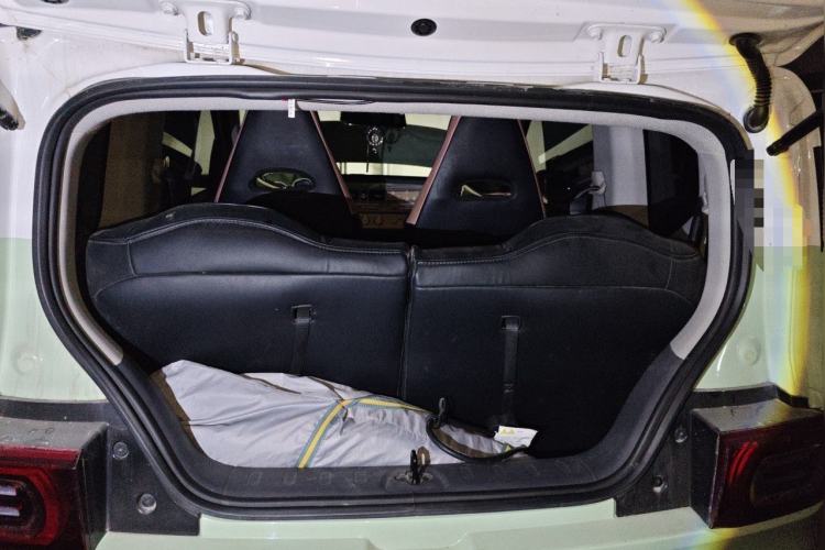 Used Wuling Hongguang MINIEV 2022 Macaron Fashion Model Lithium Iron Phosphate Trunk