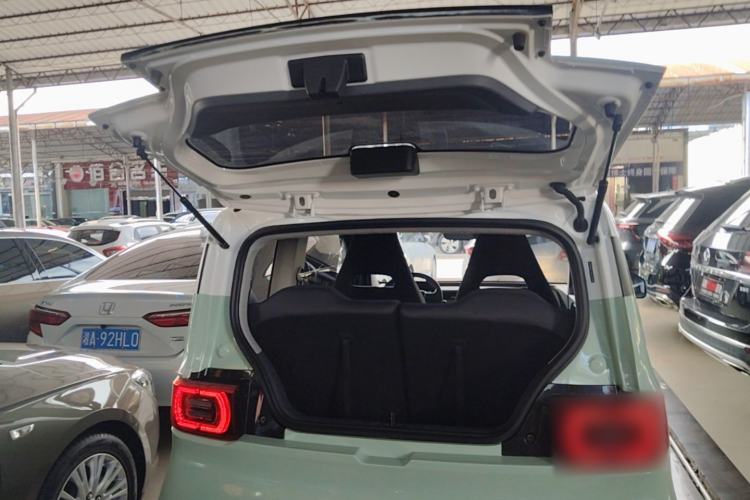 Used Wuling Hongguang MINIEV 2022 Macaron Premium Model – Lithium Iron Phosphate Trunk