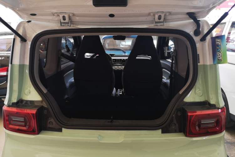 Used Wuling Hongguang MINIEV 2022 Macaron Premium Model – Lithium Ternary Battery Trunk