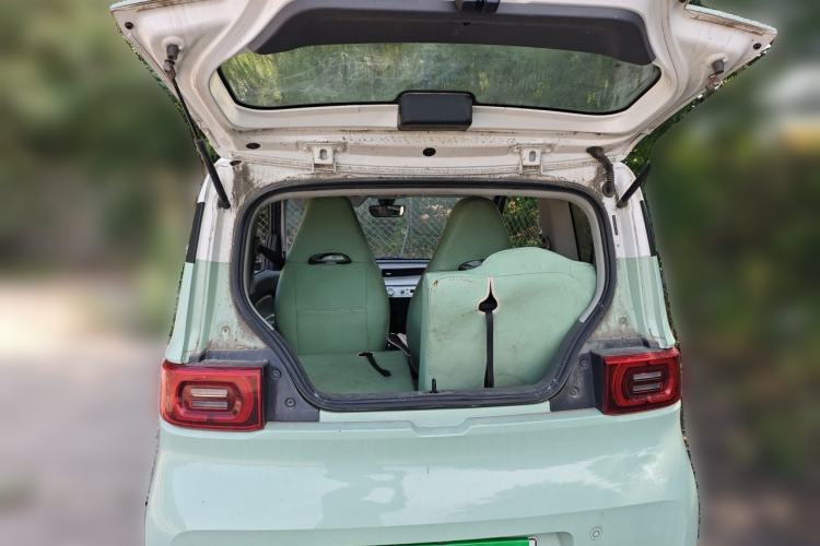 Used Wuling Hongguang MINIEV 2022 Macaron Fashion Model Lithium Iron Phosphate Trunk