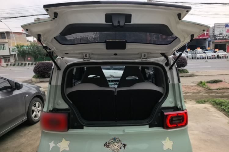 Used Wuling Hongguang MINIEV 2022 Macaron Premium Model – Lithium Iron Phosphate Trunk