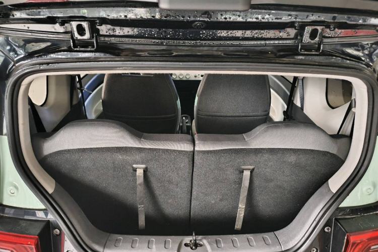 Used Wuling Hongguang MINIEV 2022 Macaron Premium Model – Lithium Iron Phosphate Trunk