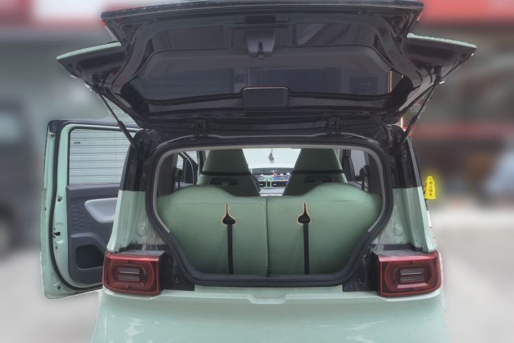 Used Wuling Hongguang MINIEV 2022 Macaron Premium Model – Lithium Iron Phosphate Trunk